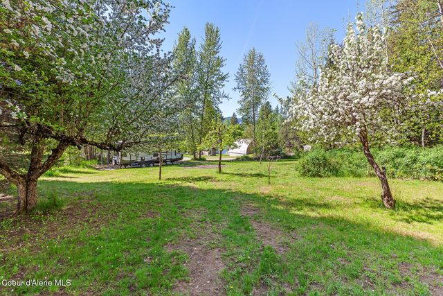 10938 W Twin Lakes RD, Rathdrum, ID 83858