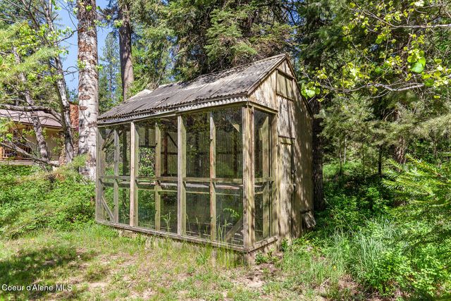 10938 W Twin Lakes RD, Rathdrum, ID 83858
