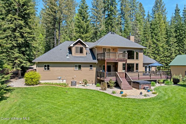 10938 W Twin Lakes RD, Rathdrum, ID 83858