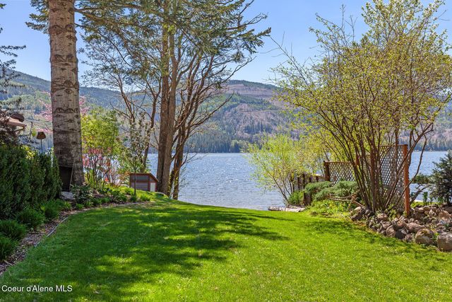 10938 W Twin Lakes RD, Rathdrum, ID 83858