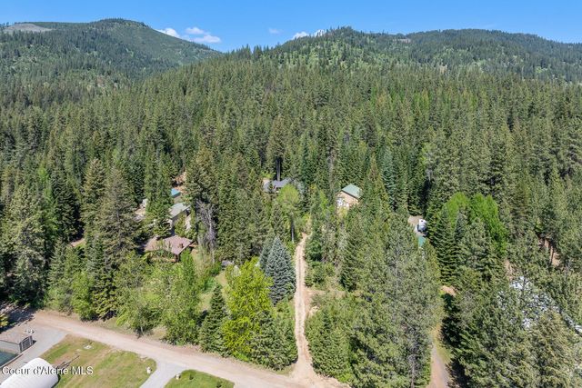 10938 W Twin Lakes RD, Rathdrum, ID 83858