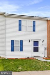 302 FREETON CT, Stephens City, VA 22655