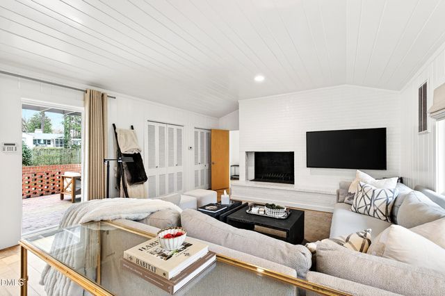 503 Whitehead Road, Chapel Hill, NC 27514