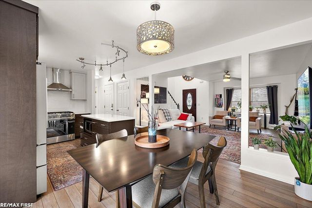 25891 Briar Towne Boulevard, Chesterfield Twp, MI 48051