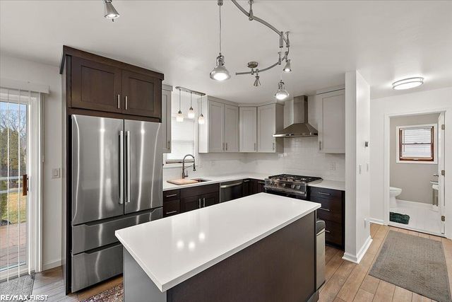 25891 Briar Towne Boulevard, Chesterfield Twp, MI 48051