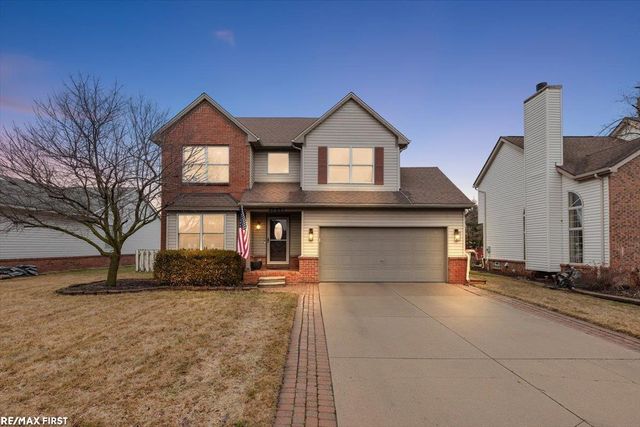 25891 Briar Towne Boulevard, Chesterfield Twp, MI 48051