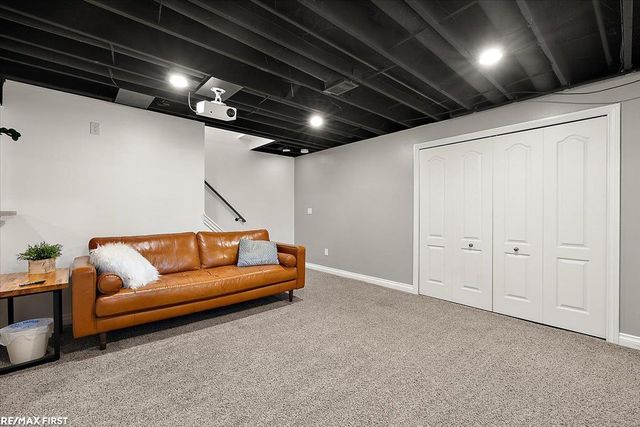 25891 Briar Towne Boulevard, Chesterfield Twp, MI 48051