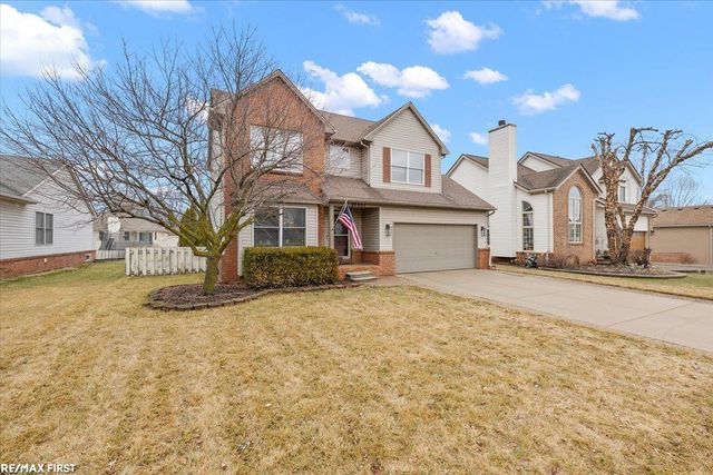 25891 Briar Towne Boulevard, Chesterfield Twp, MI 48051