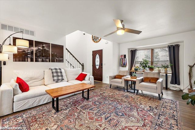 25891 Briar Towne Boulevard, Chesterfield Twp, MI 48051