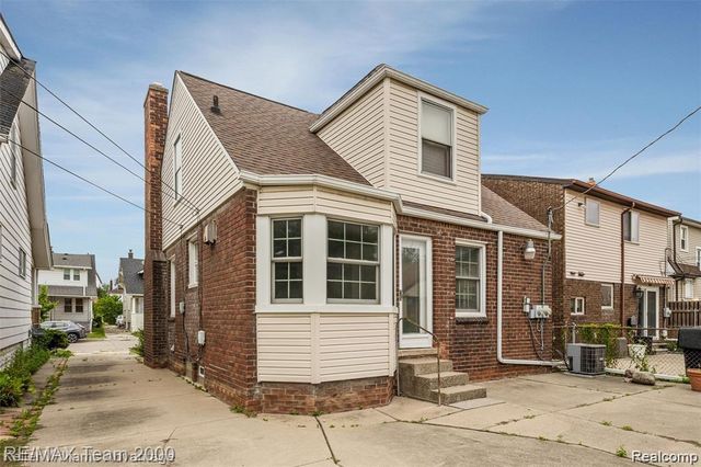 5148 Ternes Street, Dearborn, MI 48126