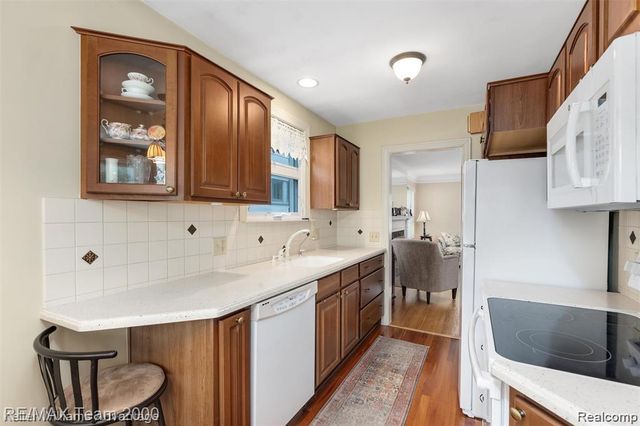 5148 Ternes Street, Dearborn, MI 48126
