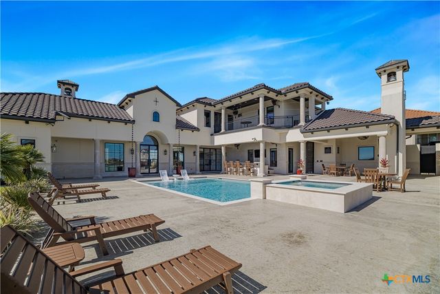 385 E Arbor Vista, Port O'connor, TX 77982