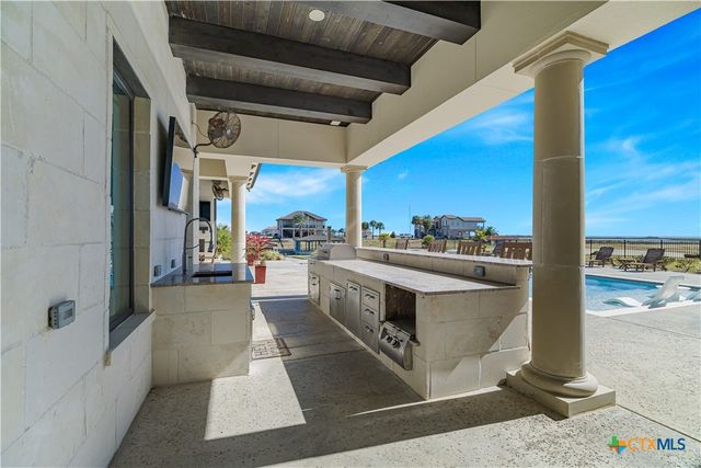 385 E Arbor Vista, Port O'connor, TX 77982