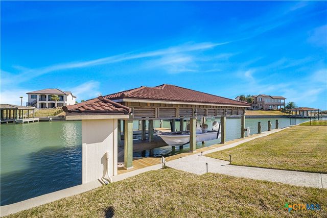 385 E Arbor Vista, Port O'connor, TX 77982