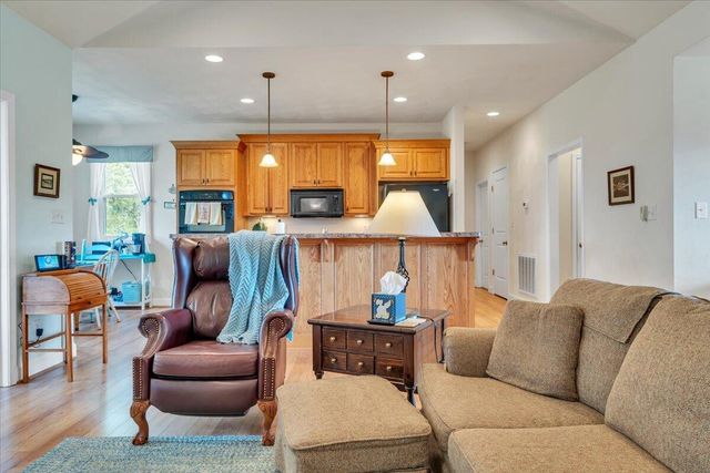 5551 Floyd HWY N, Floyd, VA 24091