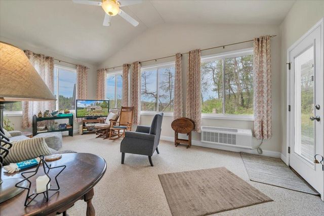 5551 Floyd HWY N, Floyd, VA 24091