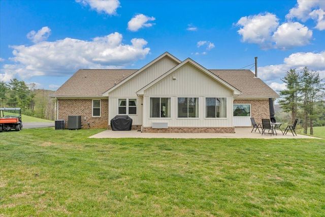 5551 Floyd HWY N, Floyd, VA 24091