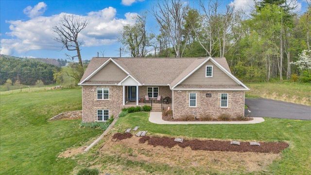 5551 Floyd HWY N, Floyd, VA 24091