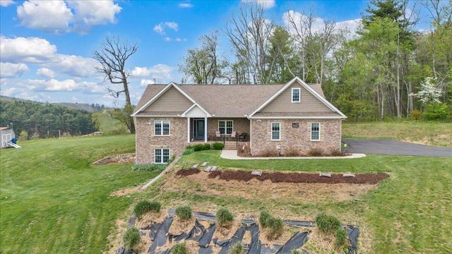 5551 Floyd HWY N, Floyd, VA 24091