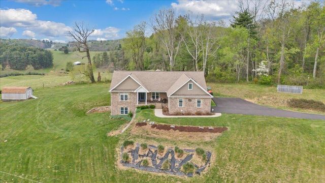 5551 Floyd HWY N, Floyd, VA 24091