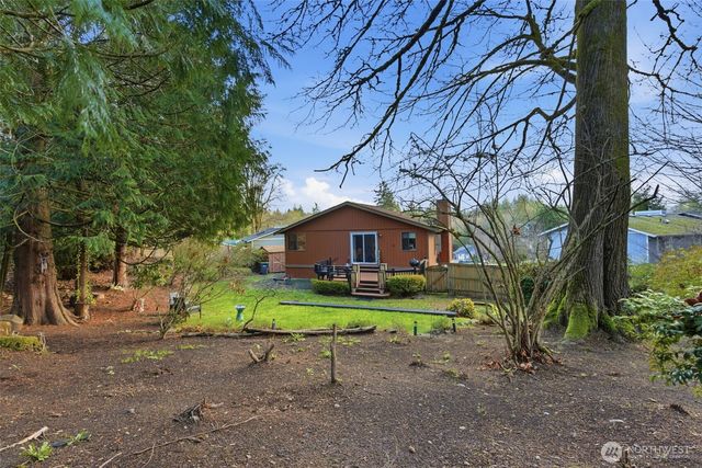 400 Falcon Court NE, Bremerton, WA 98311