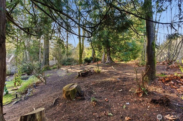 400 Falcon Court NE, Bremerton, WA 98311