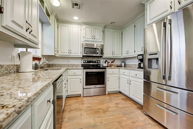 2513 Lynn Lane, Oklahoma City, OK 73120