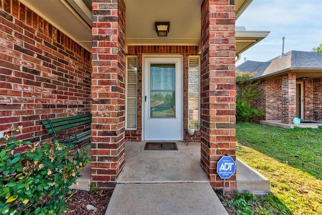 2513 Lynn Lane, Oklahoma City, OK 73120