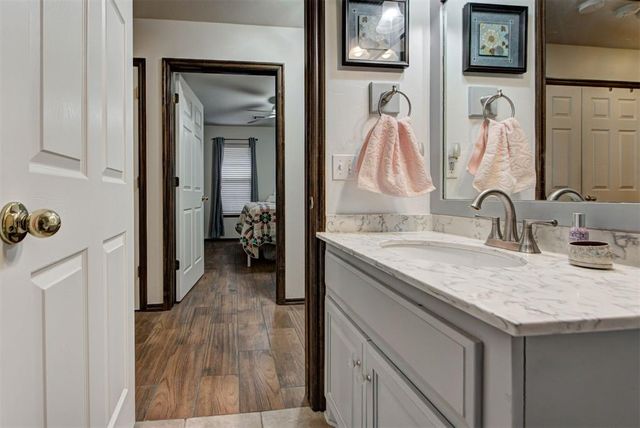 2513 Lynn Lane, Oklahoma City, OK 73120