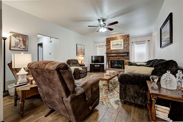 2513 Lynn Lane, Oklahoma City, OK 73120