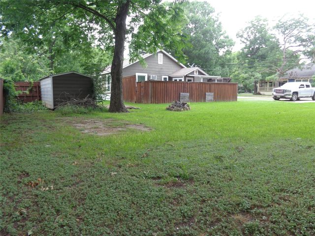 301 S 4th Street, Grandview, TX 76050