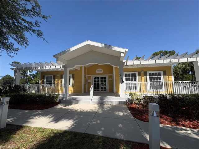 14769 Calusa Palms DR 101, Fort Myers, FL 33919