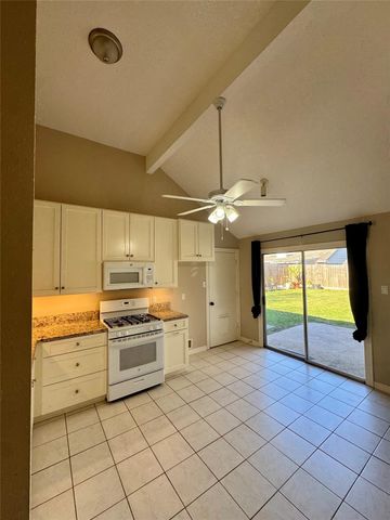 10022 Sand Pass Lane, Houston, TX 77064