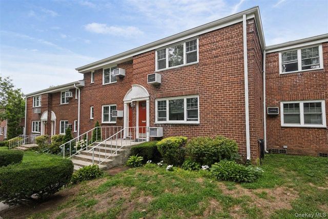 78-02 Cloverdale Boulevard Upper, Bayside, NY 11364