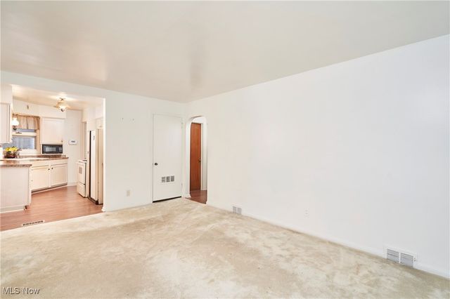 1225 Belleflower Road, Akron, OH 44307