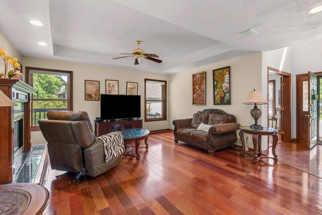 W2342 VALLEYWOOD LANE, Appleton, WI 54915