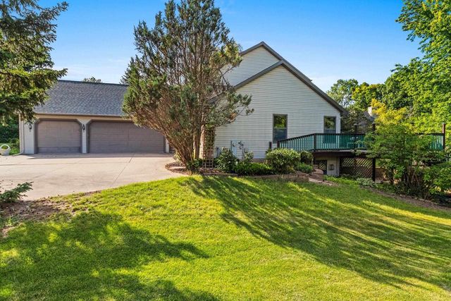 W2342 VALLEYWOOD LANE, Appleton, WI 54915