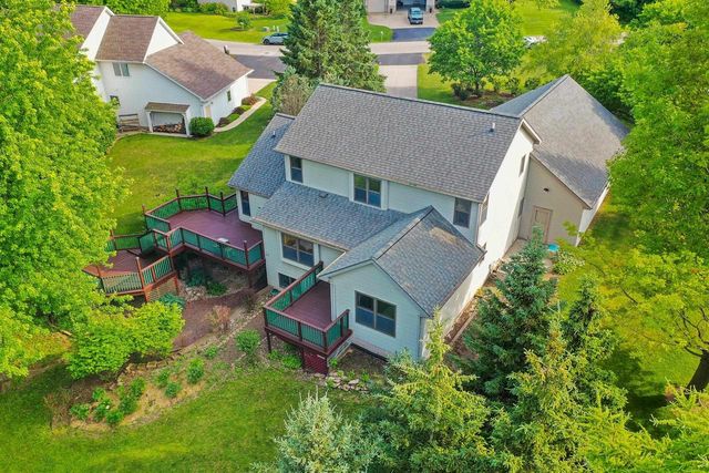 W2342 VALLEYWOOD LANE, Appleton, WI 54915