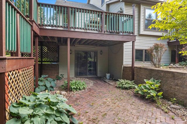 W2342 VALLEYWOOD LANE, Appleton, WI 54915
