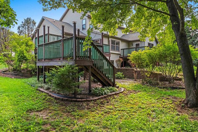 W2342 VALLEYWOOD LANE, Appleton, WI 54915