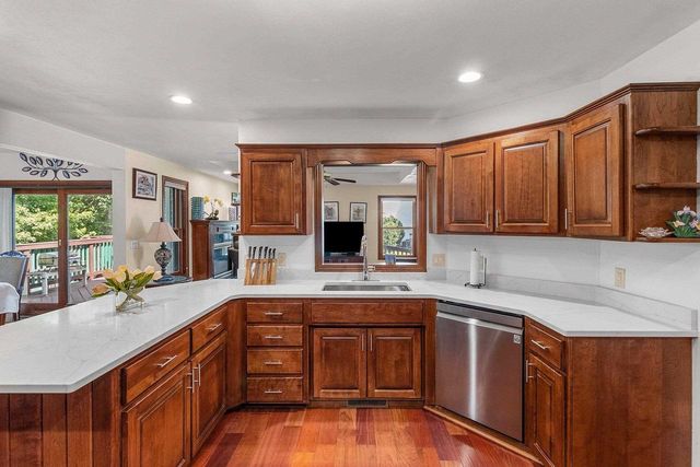 W2342 VALLEYWOOD LANE, Appleton, WI 54915