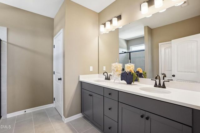 135 Oyster Tabby Drive, Lillington, NC 27546