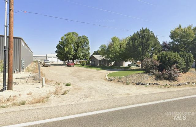 8572 Birch Ln, Nampa, ID 83687 property photo