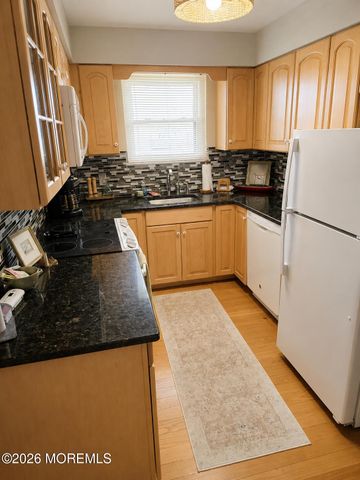 109 Wharfside Drive, Monmouth Beach, NJ 07750
