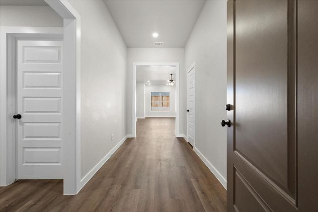 1204 E 31st Street, Wolfforth, TX 79382