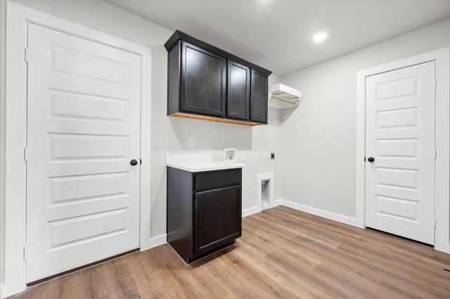 1204 E 31st Street, Wolfforth, TX 79382