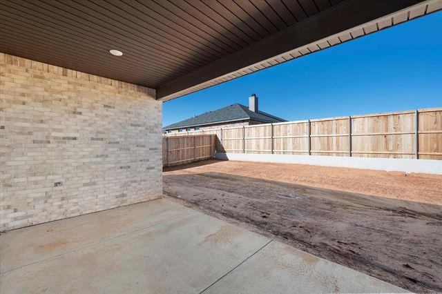 1204 E 31st Street, Wolfforth, TX 79382