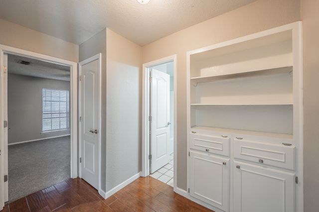 1700 Brookhaven Street, Cleburne, TX 76033