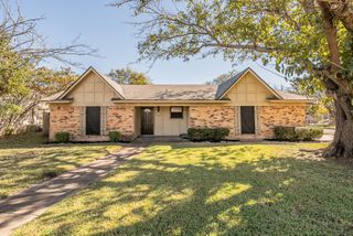 1700 Brookhaven Street, Cleburne, TX 76033