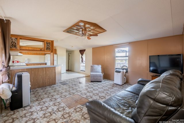 313 Big Meadows Dr, Bandera, TX 78003